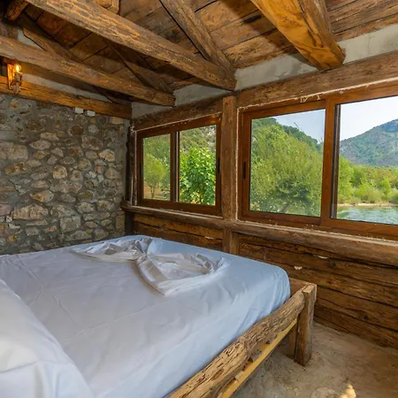 Ujevara E Drinit - Bishaj Holiday home *