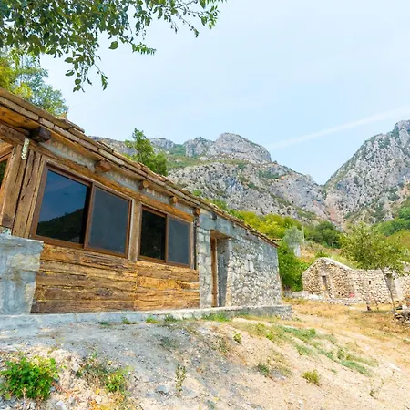 Ujevara E Drinit - Bishaj Holiday home *