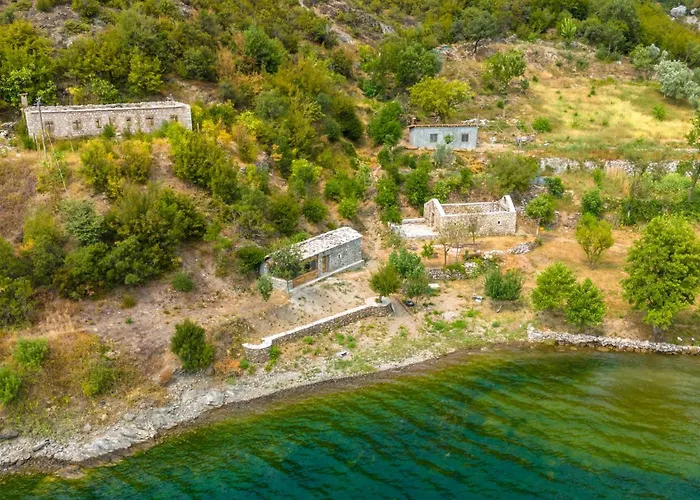 Ujevara E Drinit - Bishaj *