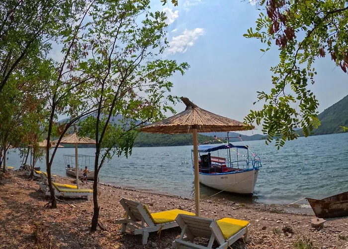 Ujevara E Drinit - Bishaj 度假居 *