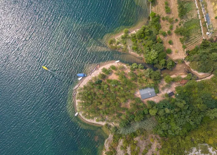 Ujevara E Drinit - Bishaj *