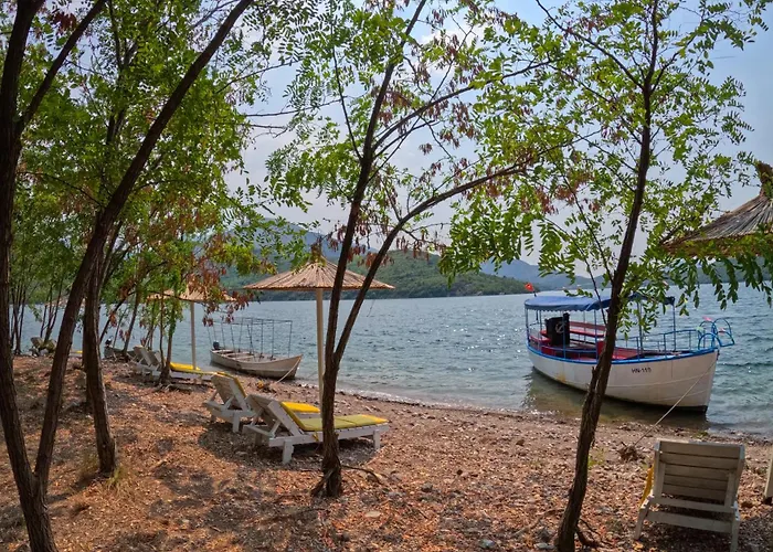 Ujevara E Drinit - Bishaj Casa de Férias Shkodër