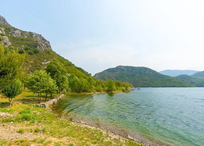 度假居 Ujevara E Drinit - Bishaj Shkodër