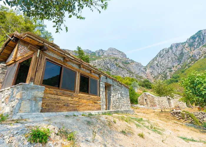 Ujevara E Drinit - Bishaj 度假居 *